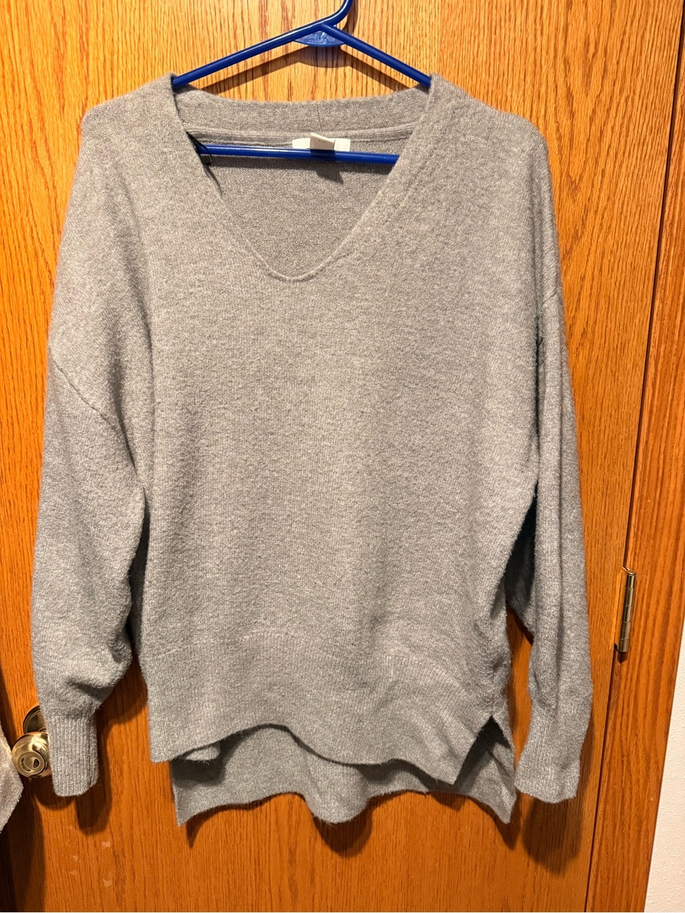 H&M tunic style Women's Gray V-Neck Sweater